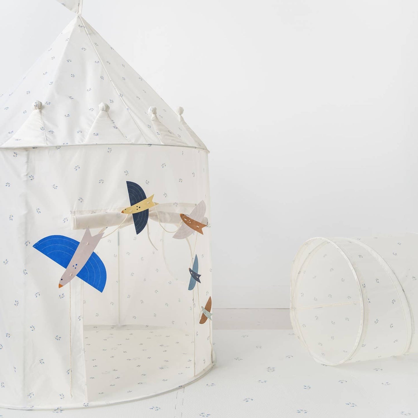 PHOEBE PLAY TUNNEL