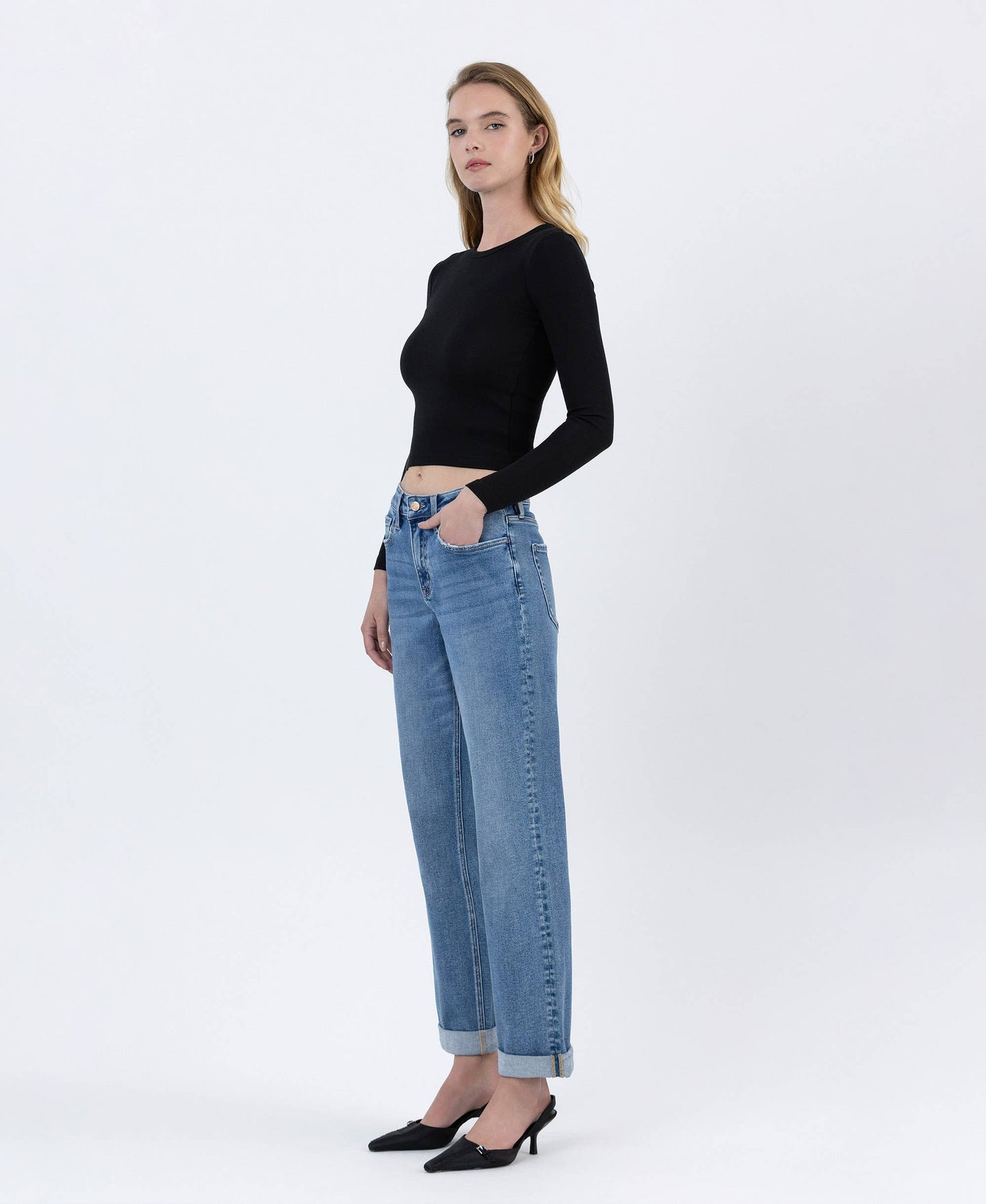 HIGH RISE CUFFED BOYFRIEND JEANS | FECILITOUS