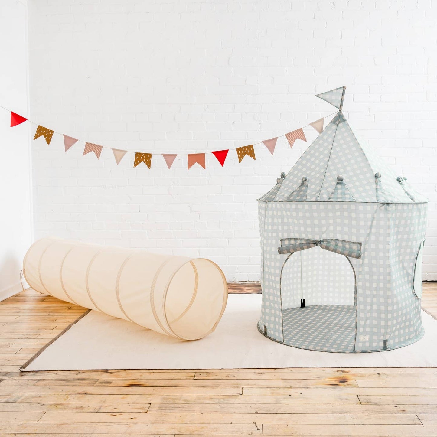 PHOEBE PLAY TUNNEL