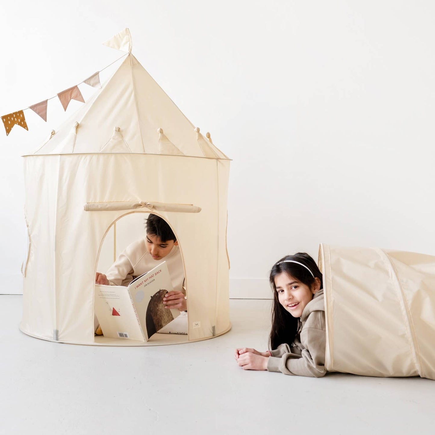 PHOEBE PLAY TUNNEL