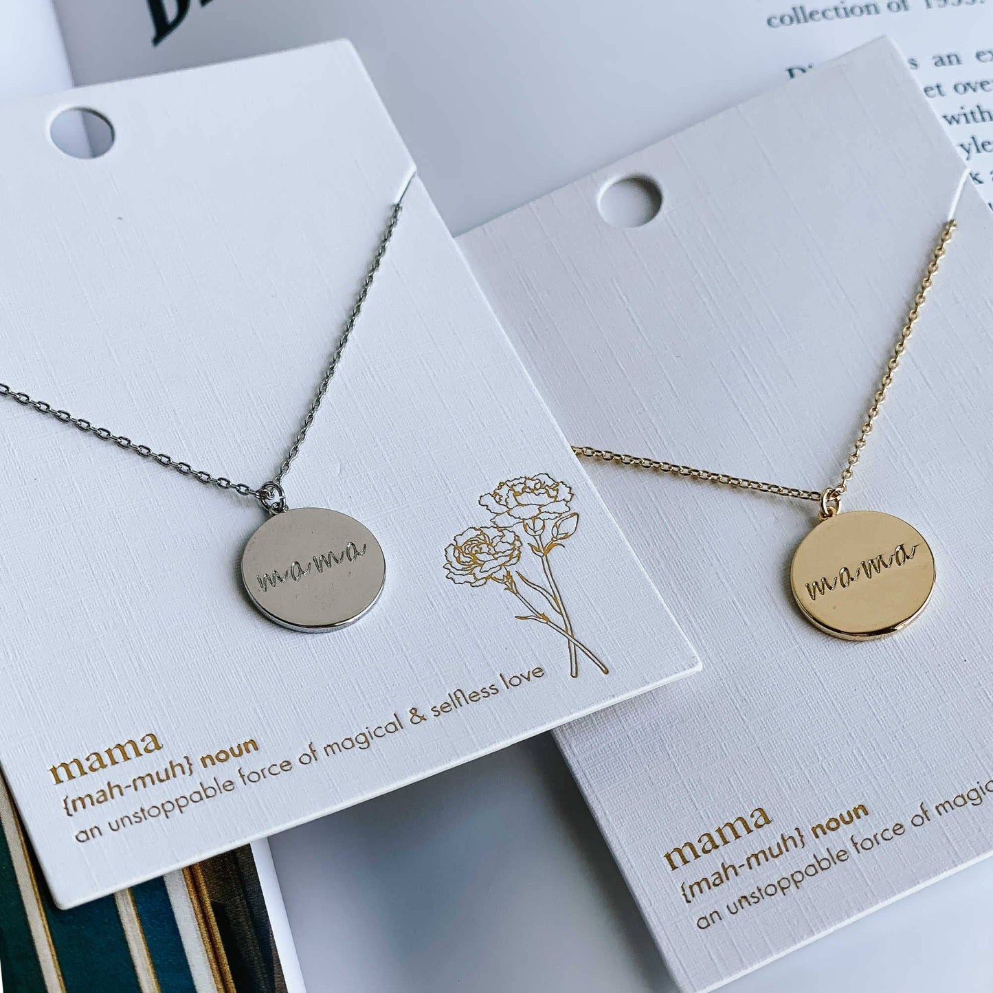 Mama Disc Pendant Necklace | GOLD