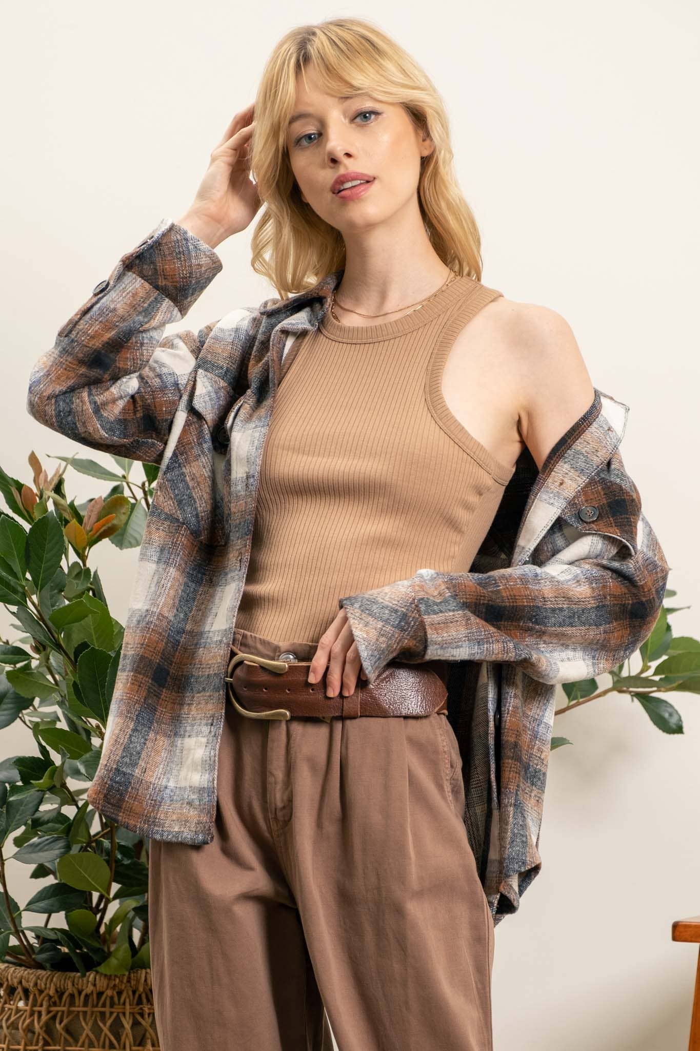 WIDE PLAID WOVEN TOP | Neutral Browns